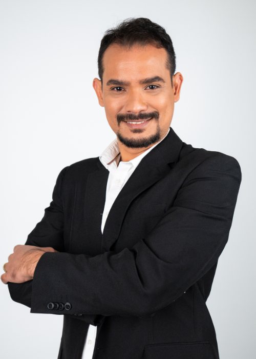 Welli Valente — Welli Valente Salon, Curitiba - PR